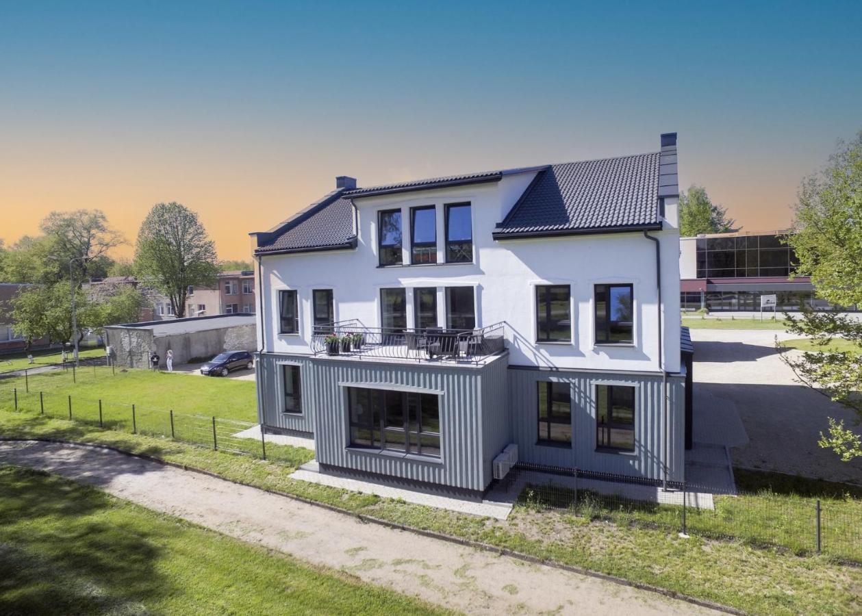 Apartamentai Muzika Silutė Exterior foto