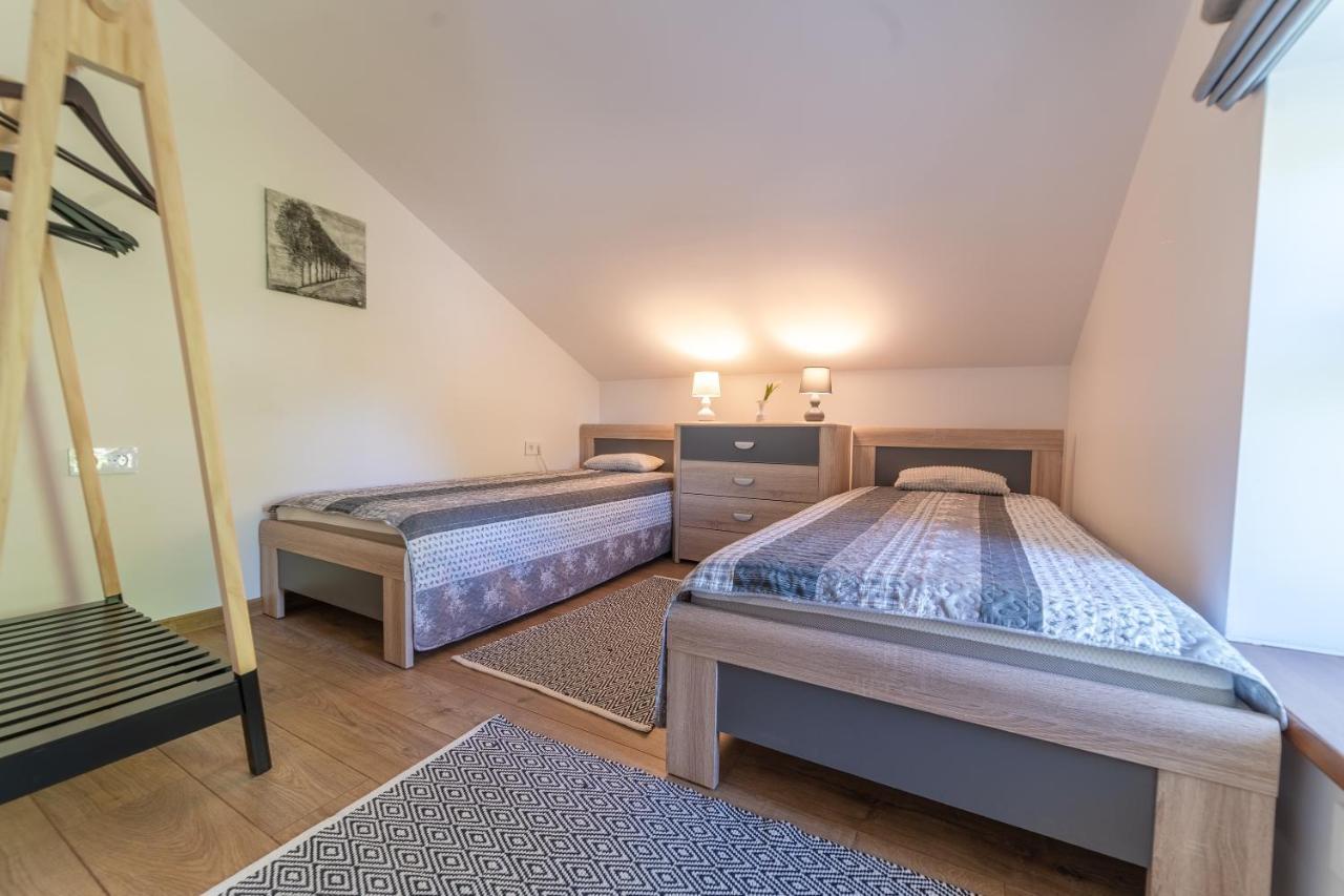 Apartamentai Muzika Silutė Exterior foto